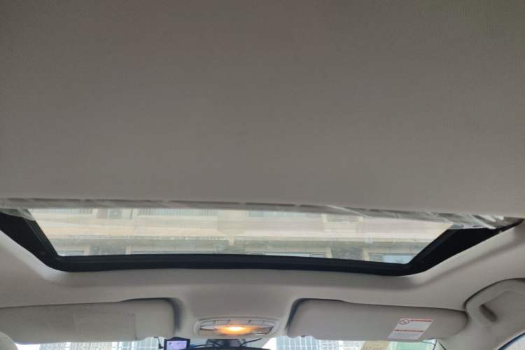 Used Bestune B70 2012 1.8L automatic luxury edition Headliner