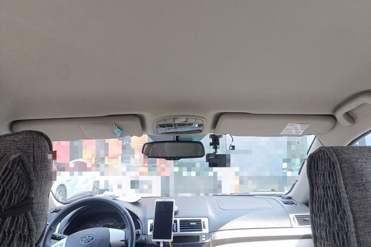Used Bestune B70 2012 1.8L manual Comfort trim level Headliner