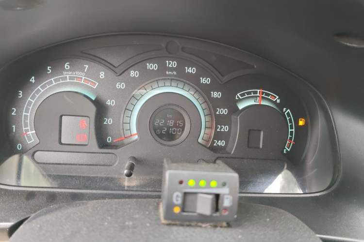 Used Bestune B70 2012 1.8L manual Comfort trim level Instrument Cluster