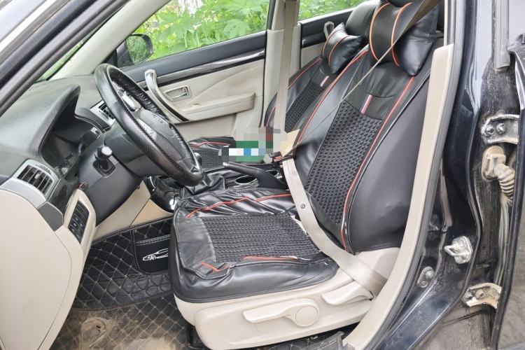 Used Bestune B70 2012 1.8L manual Comfort trim level Left Front Seat