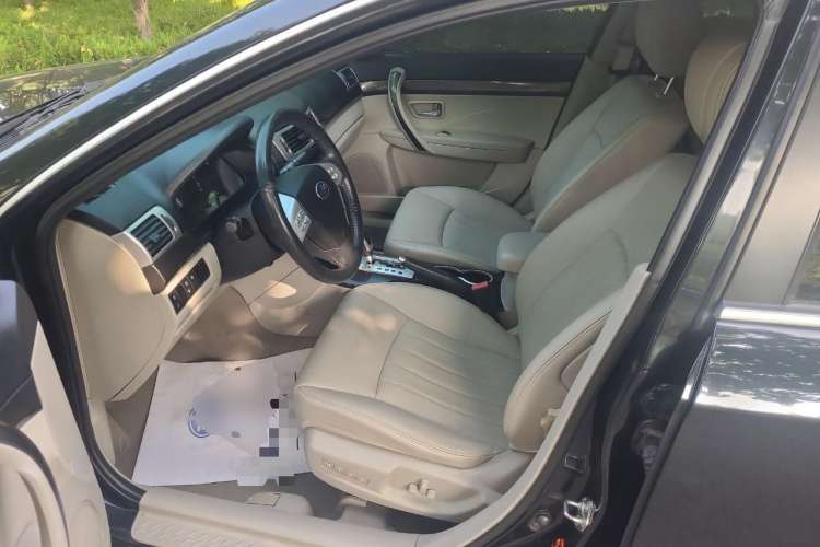 Used Bestune B70 2012 1.8L automatic luxury edition Left Front Seat