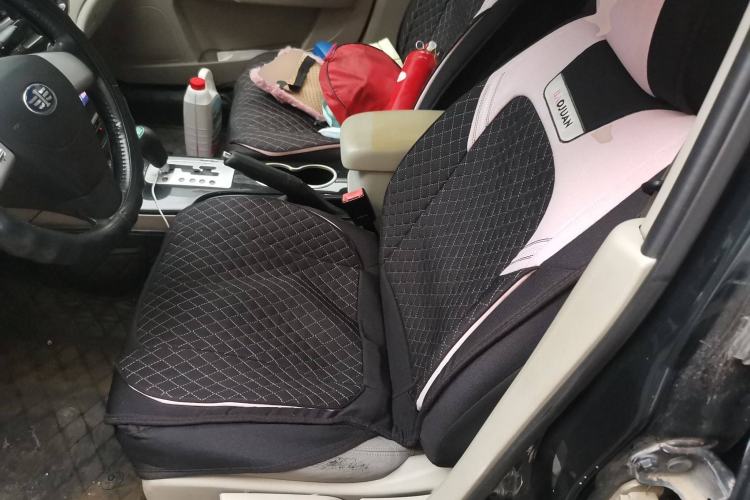 Used Bestune B70 2012 1.8L automatic fashion version Left Front Seat