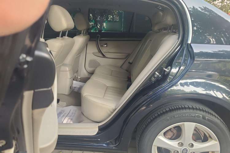 Used Bestune B70 2012 1.8L automatic luxury edition Left Rear Seat
