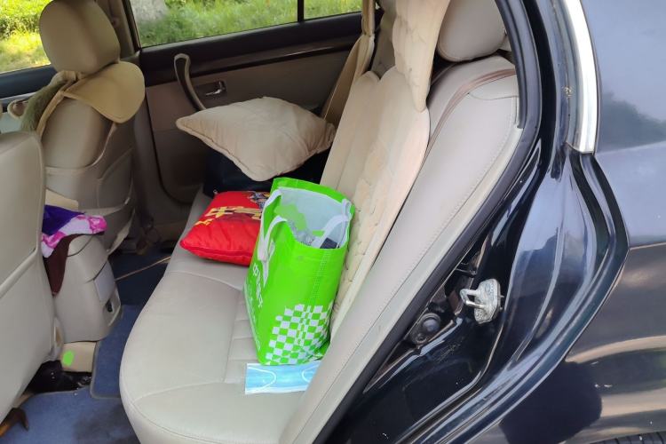 Used Bestune B70 2012 1.8L manual luxury version Left Rear Seat