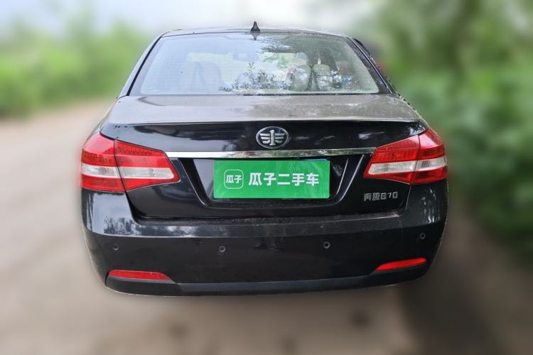 Used Bestune B70 2012 1.8L manual Comfort trim level Rear
