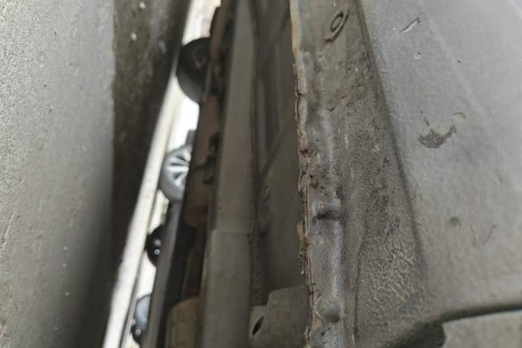 Used Bestune B70 2012 1.8L automatic fashion version Chassis Front Right