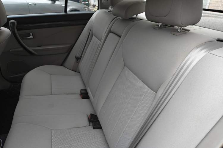 Used Bestune B70 2012 1.8L automatic fashion version Left Rear Seat