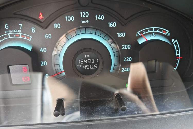 Used Bestune B70 2012 1.8L automatic fashion version Odometer Close Up
