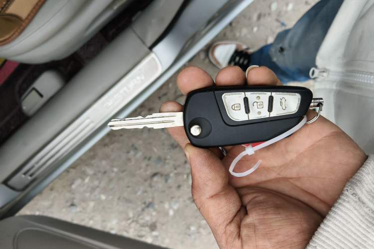Used Bestune B70 2012 1.8L manual luxury version Vehicle Key