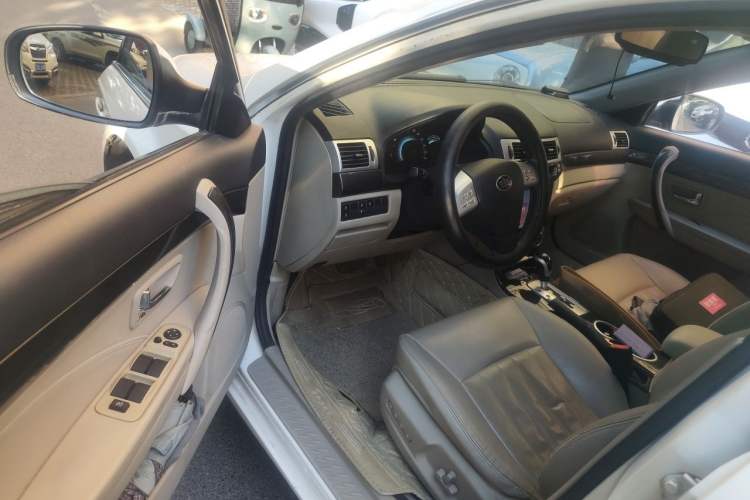 Used Bestune B70 2012 1.8L automatic luxury edition Driver Seat