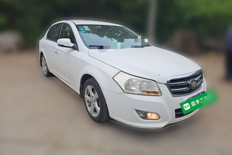 Used Bestune B70 2012 1.8L manual Comfort trim level Front Right 45 Deg