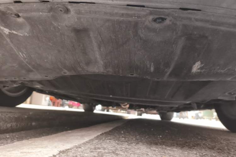 Used Bestune B70 2014 2.0L manual luxury version Chassis Front