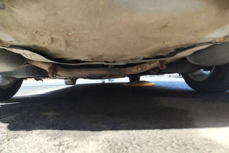 Used Bestune B70 2014 2.0L automatic luxury version Chassis Rear