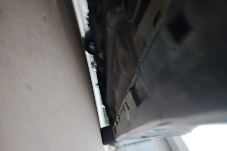 Used Bestune B70 2014 2.0L automatic luxury version Chassis Rear Right