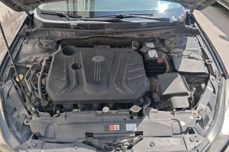 Used Bestune B70 2014 2.0L automatic comfort version Engine Bay