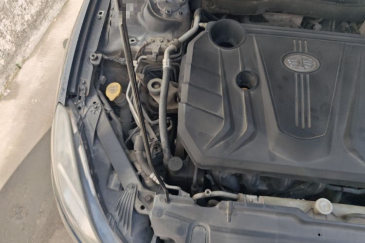Used Bestune B70 2014 2.0L automatic comfort version Engine Bay Right