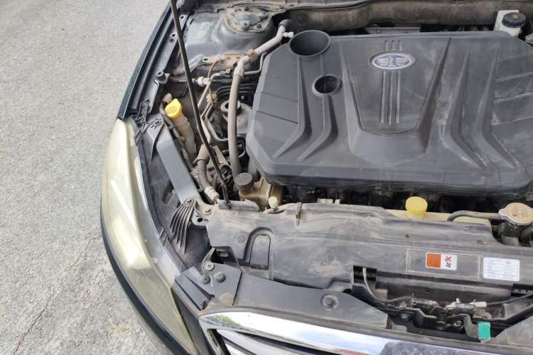 Used Bestune B70 2014 2.0L automatic comfort version Engine Bay Right