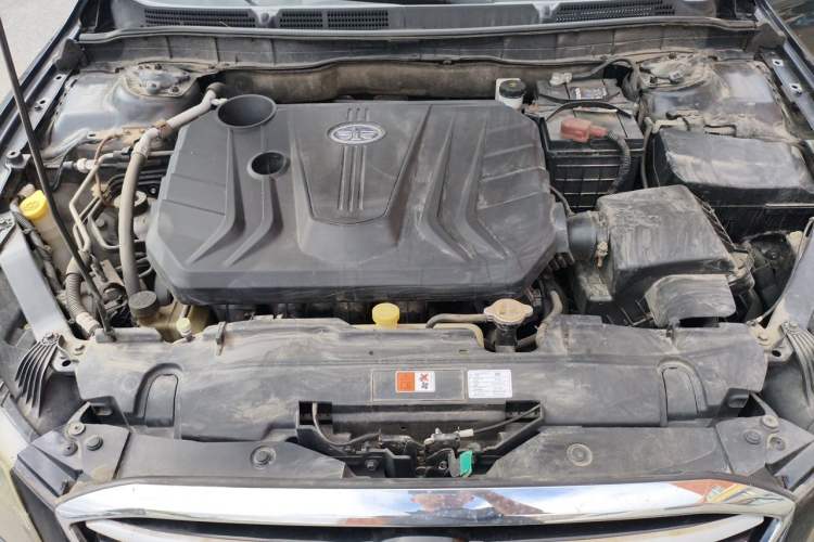 Used Bestune B70 2014 2.0L automatic comfort version Engine Bay