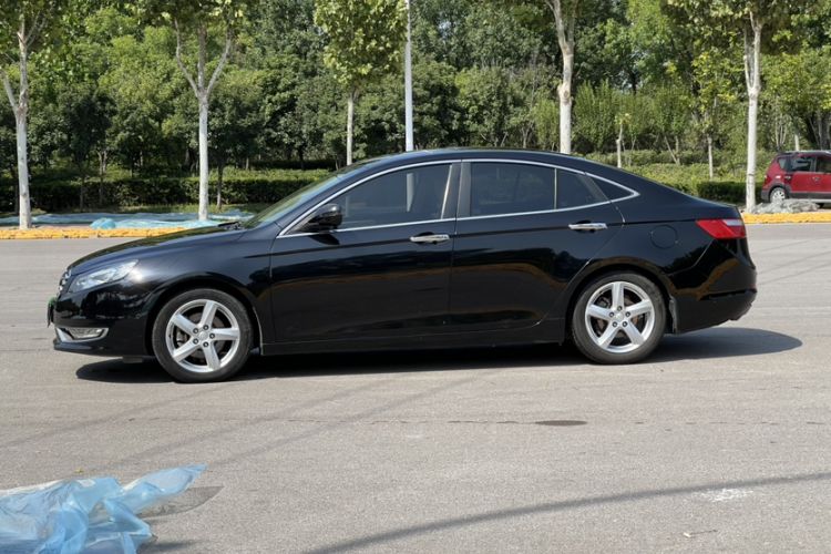 Used Bestune B70 2014 2.0L automatic luxury version Exterior 8
