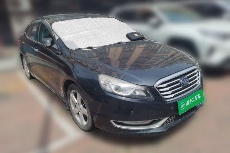 Used Bestune B70 2014 2.0L manual luxury version Front Right 45 Deg