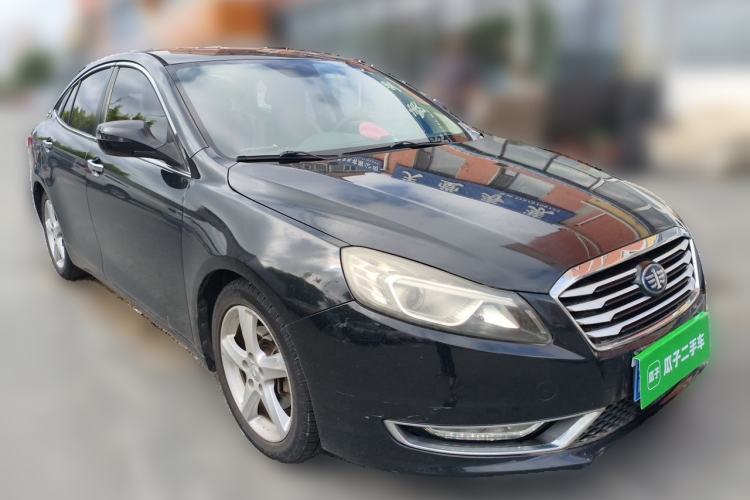 Used Bestune B70 2014 2.0L automatic comfort version Front Right 45 Deg