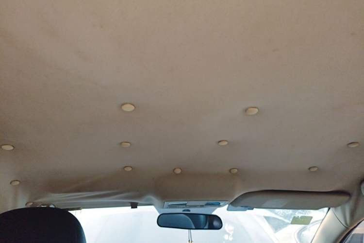 Used Bestune B70 2014 2.0L automatic comfort version Headliner