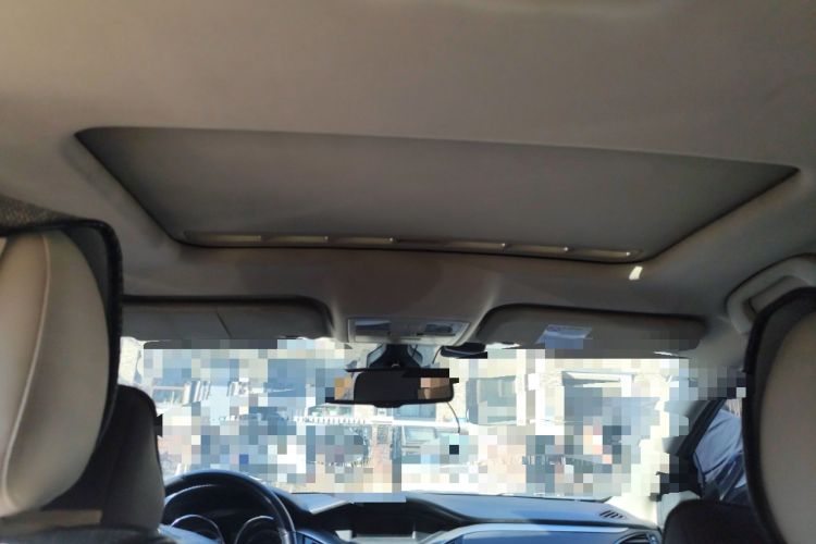 Used Bestune B70 2014 2.0L automatic luxury version Headliner