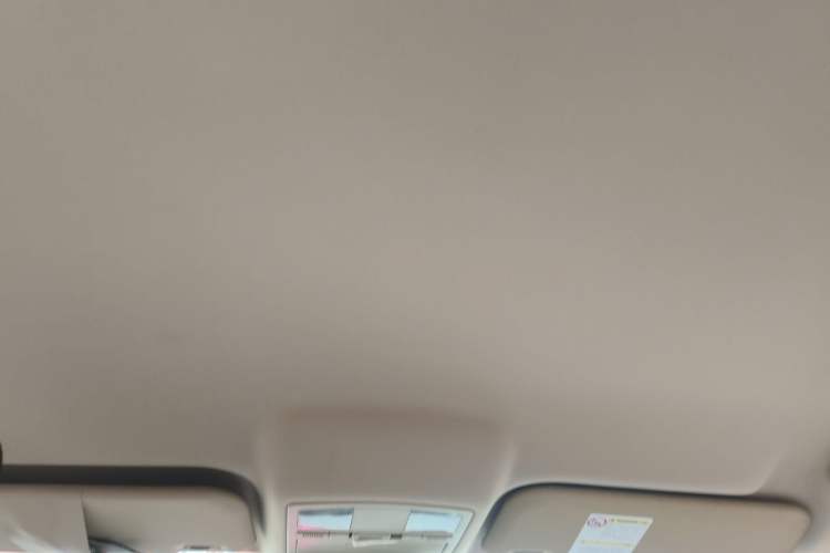 Used Bestune B70 2014 2.0L automatic comfort version Headliner