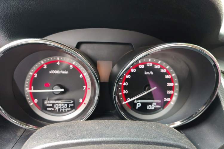 Used Bestune B70 2014 2.0L automatic comfort version Instrument Cluster