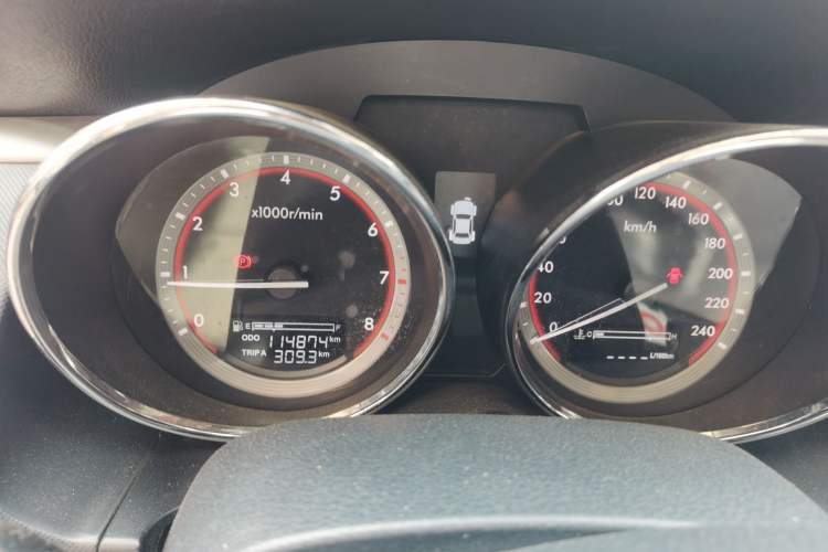 Used Bestune B70 2014 2.0L manual luxury version Instrument Cluster