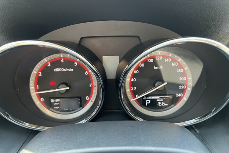 Used Bestune B70 2014 2.0L automatic luxury version Instrument Cluster