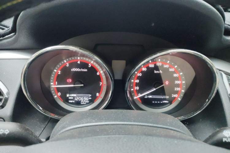 Used Bestune B70 2014 2.0L manual luxury version Instrument Cluster