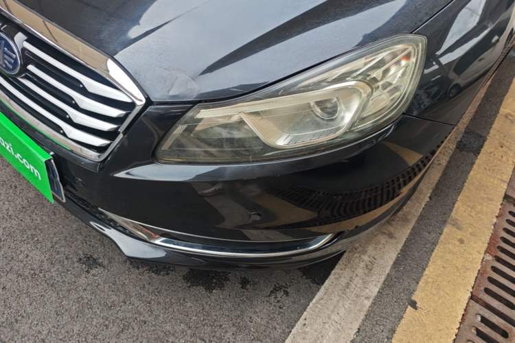 Used Bestune B70 2014 2.0L automatic luxury version Left Front Headlight