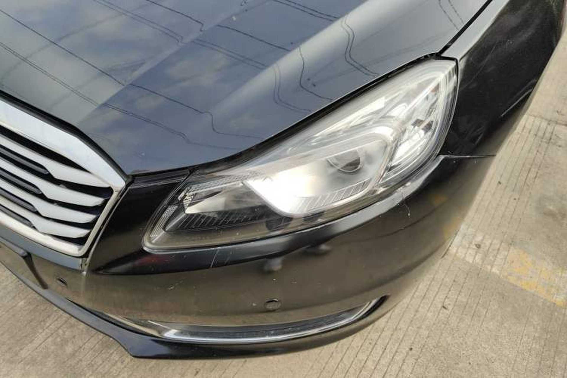 Used Bestune B70 2014 2.0L automatic luxury version Left Front Headlight