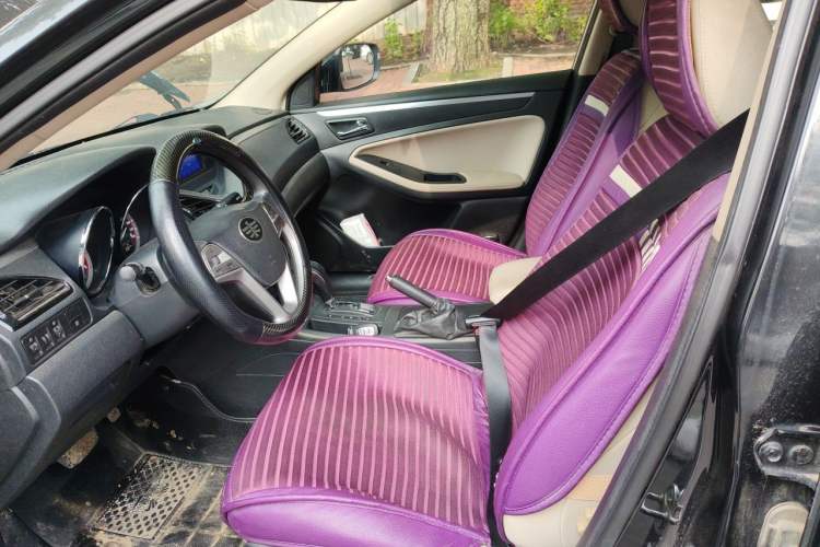 Used Bestune B70 2014 2.0L automatic comfort version Left Front Seat
