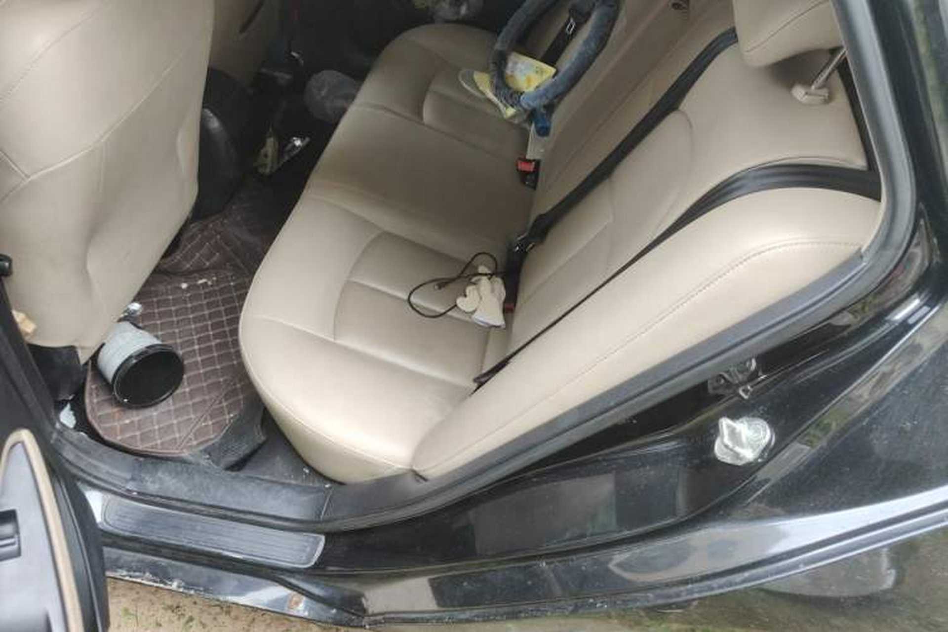 Used Bestune B70 2014 2.0L automatic luxury version Left Rear Seat