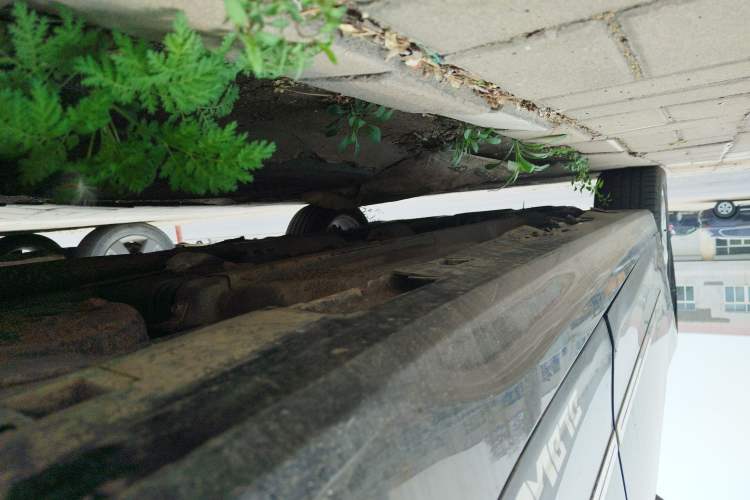 Used Bestune B70 2014 2.0L automatic luxury version Left Side Sill