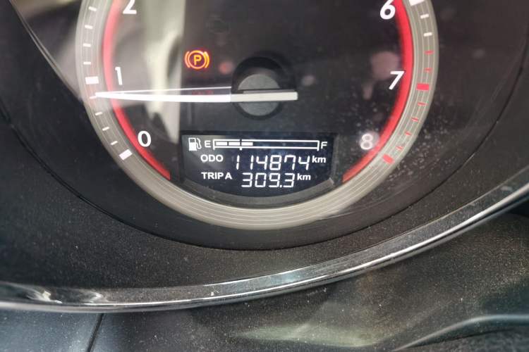 Used Bestune B70 2014 2.0L manual luxury version Odometer Close Up