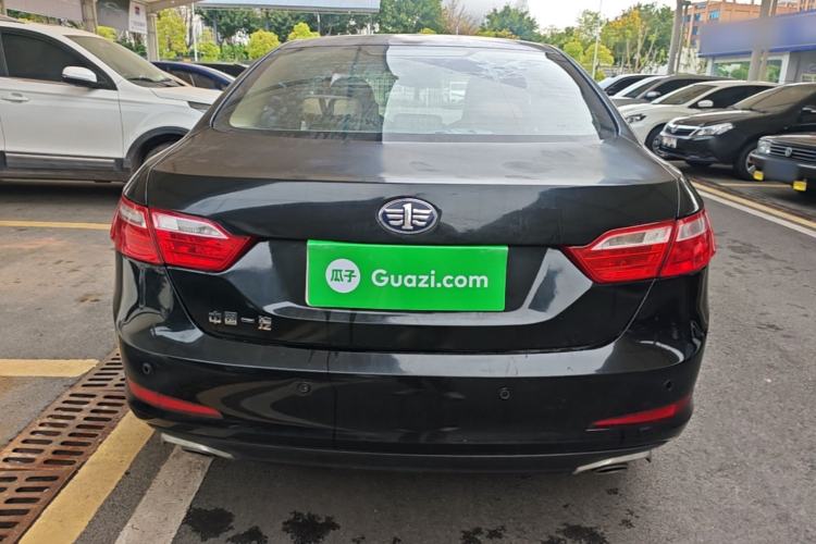 Used Bestune B70 2014 2.0L automatic luxury version Rear
