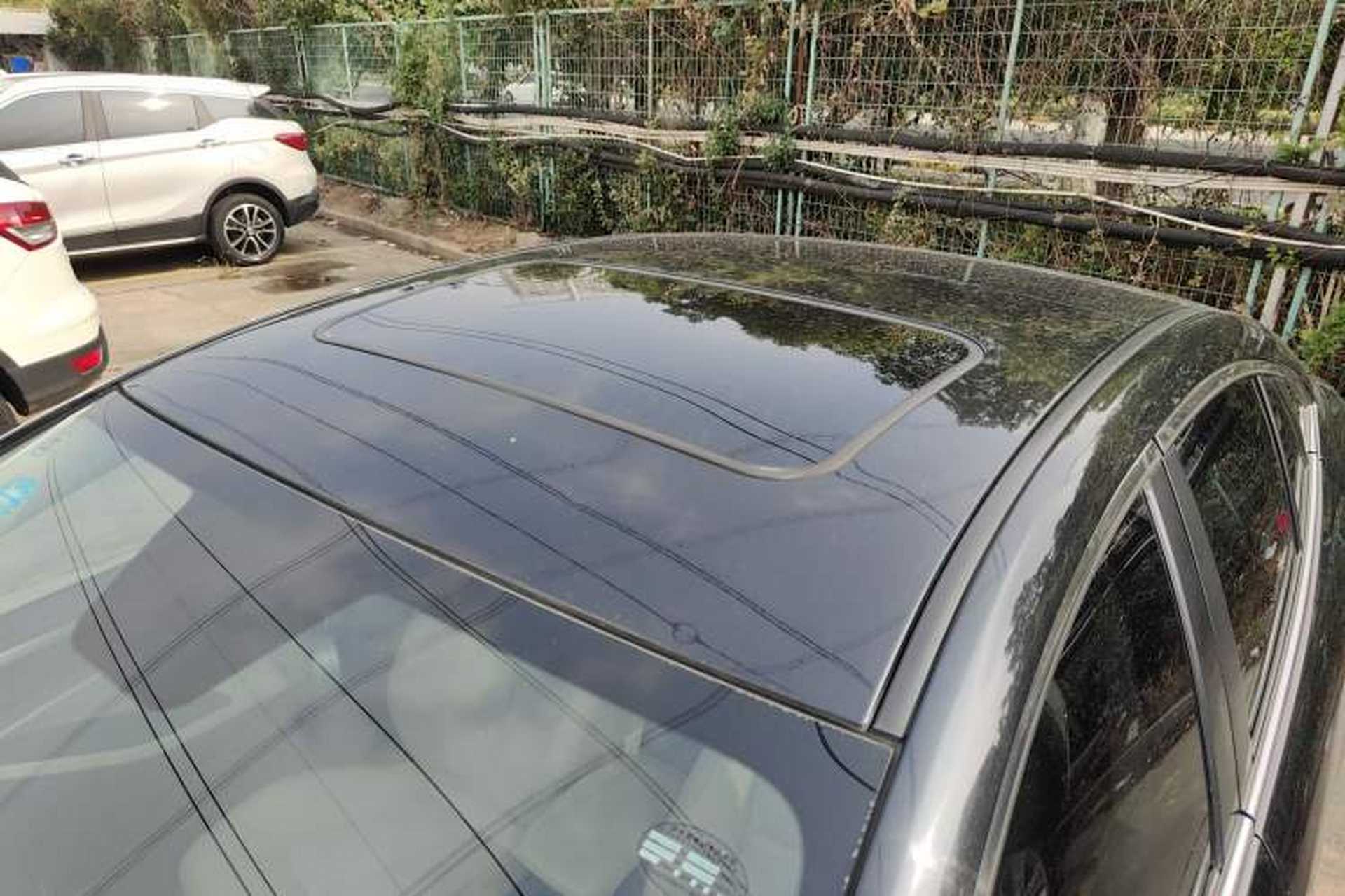 Used Bestune B70 2014 2.0L automatic luxury version Roof