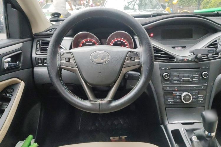Used Bestune B70 2014 2.0L manual luxury version Steering Wheel