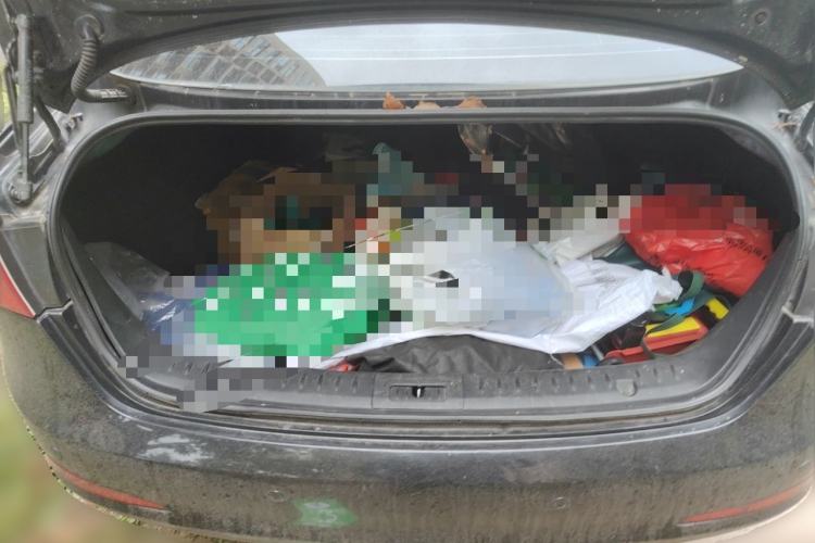 Used Bestune B70 2014 2.0L automatic luxury version Trunk