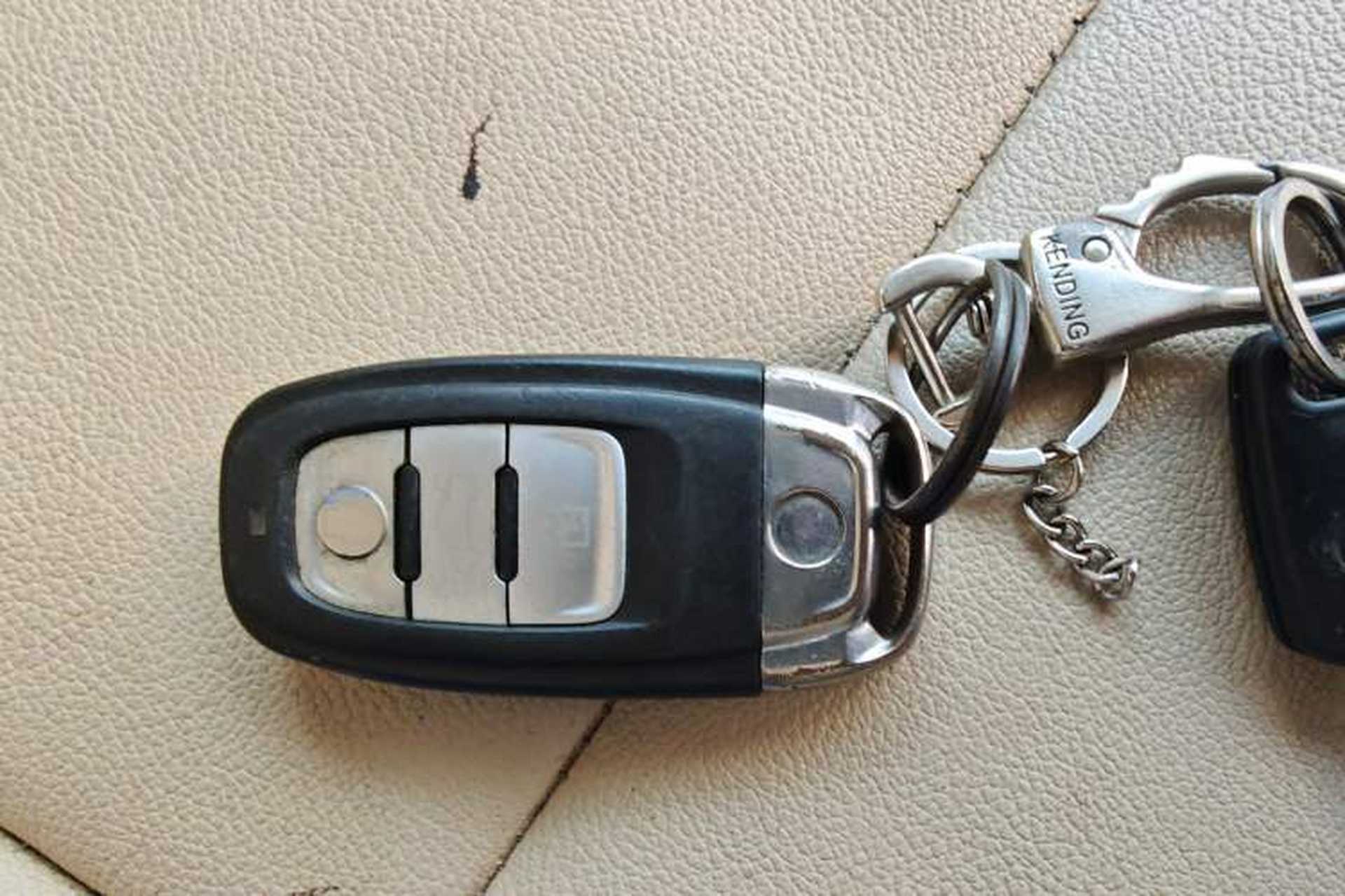 Used Bestune B70 2014 2.0L automatic comfort version Vehicle Key