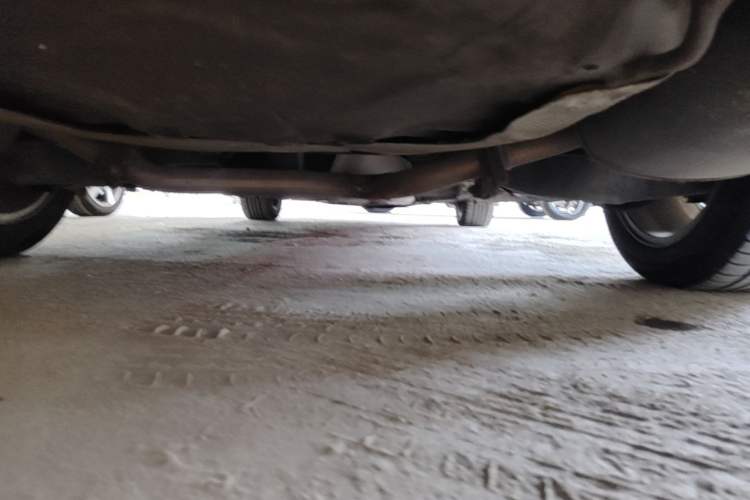 Used Bestune B70 2014 2.0L automatic comfort version Chassis Rear