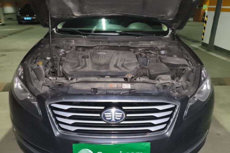 Used Bestune B70 2014 2.0L automatic comfort version Engine Bay