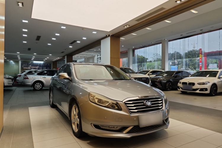 Used Bestune B70 2014 2.0L automatic luxury version Exterior 5