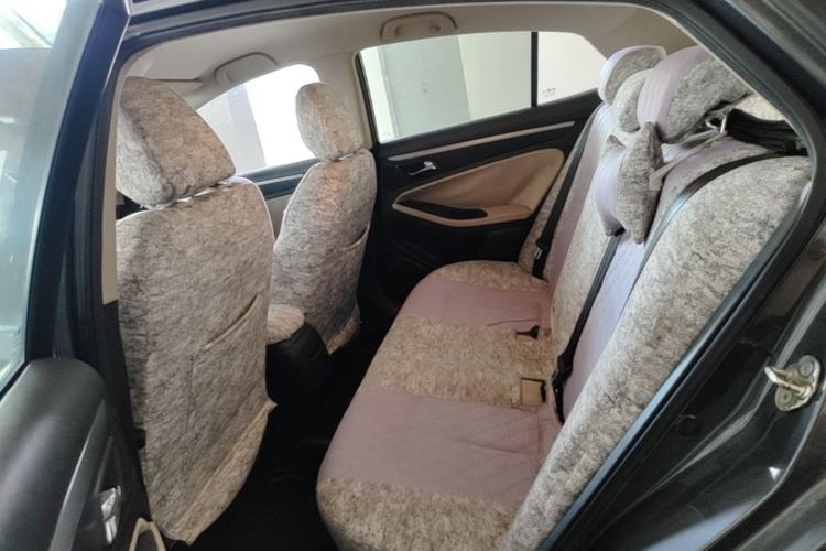 Used Bestune B70 2014 2.0L automatic comfort version Left Rear Seat
