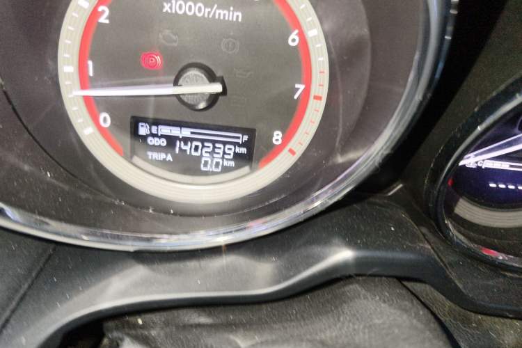 Used Bestune B70 2014 2.0L manual luxury version Odometer Close Up