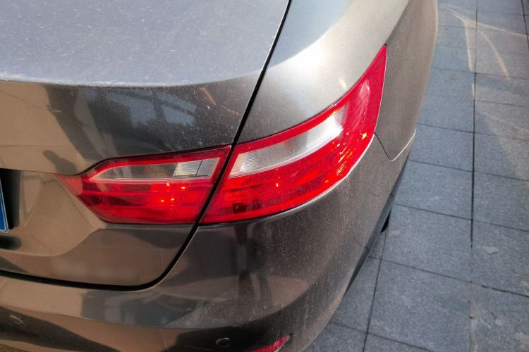 Used Bestune B70 2014 2.0L automatic luxury version Right Rear Taillight