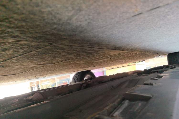 Used Bestune B70 2014 2.0L automatic luxury version Right Side Sill